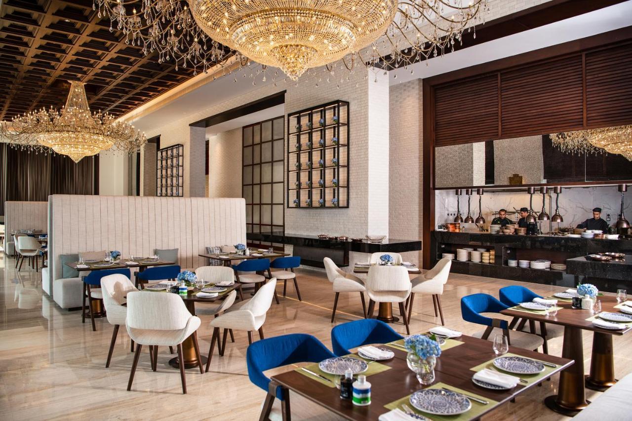 Al Jaddaf Rotana