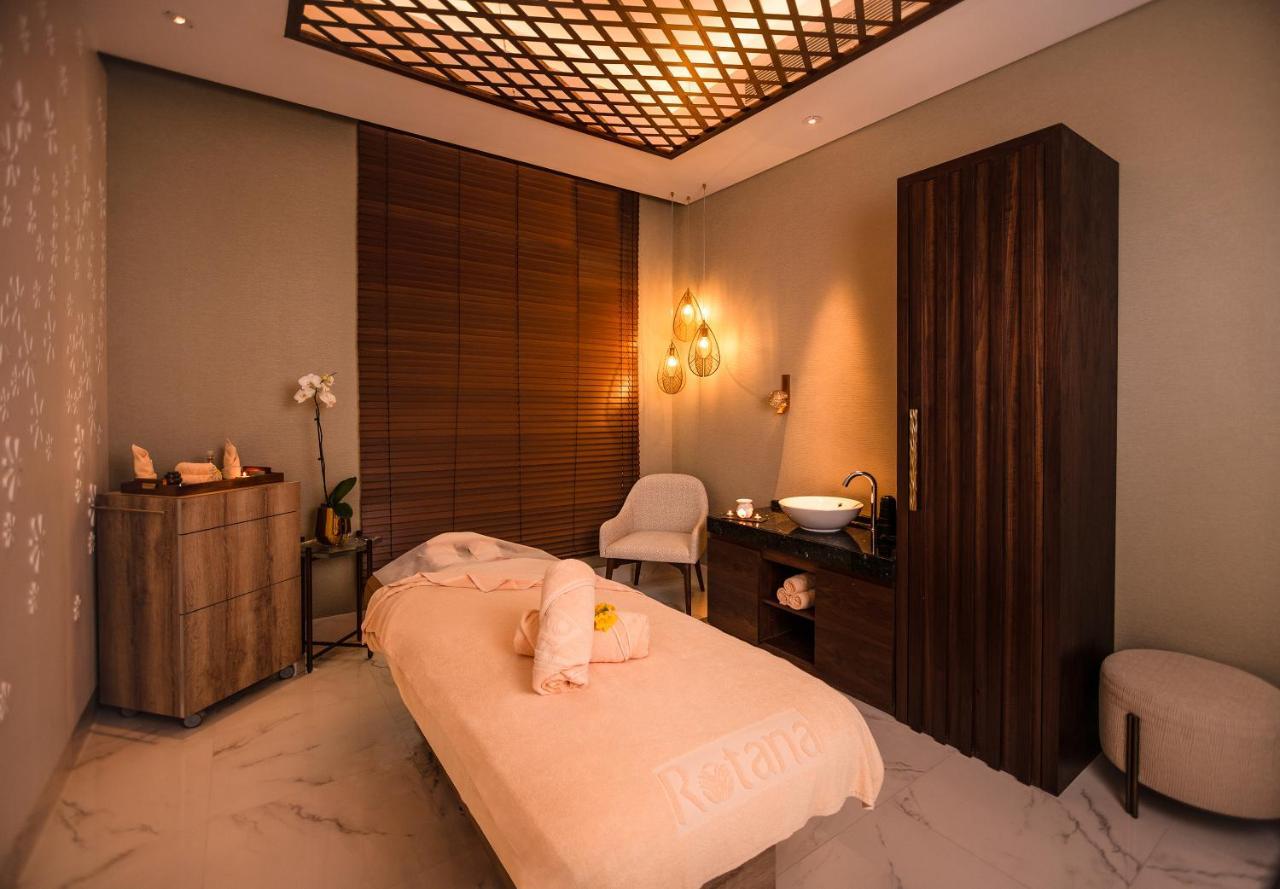 Al Jaddaf Rotana