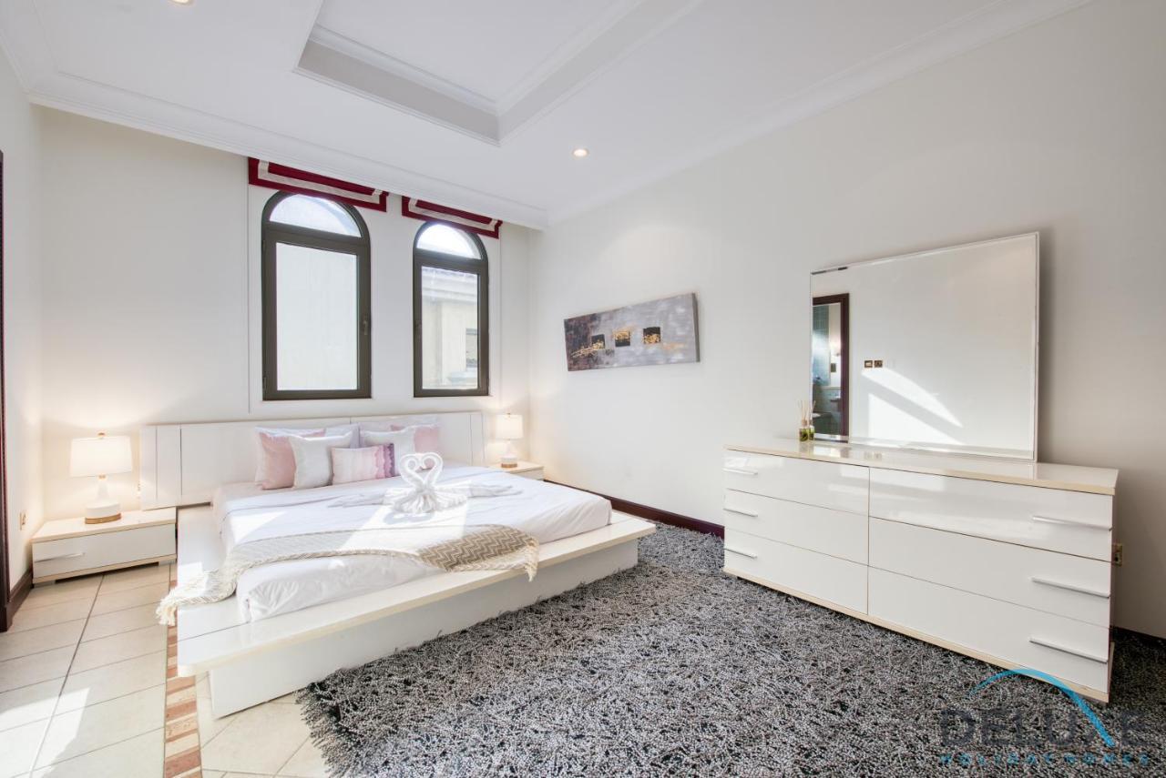 Villa Premier 6br With Private Pool On Palm Jumeirah Dubai