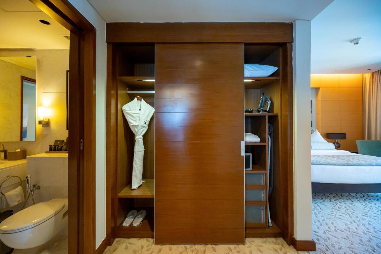 Apartamento Emaar Residences Fashion Avenue Formerly Address Mall By The S Homes Dubai