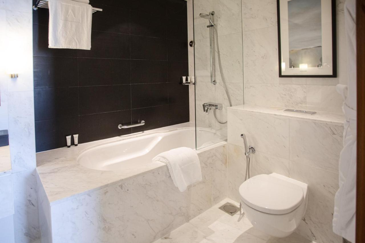 Apartment Address Mall Luxury & Spacious - Airbetter *