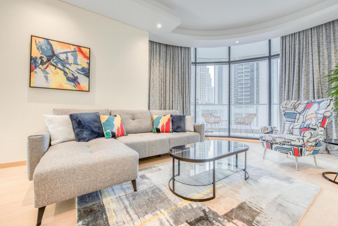 Apartamento Rh- Downtown Oasis, Spacious 01 Bedroom In Downtown Near Mall *