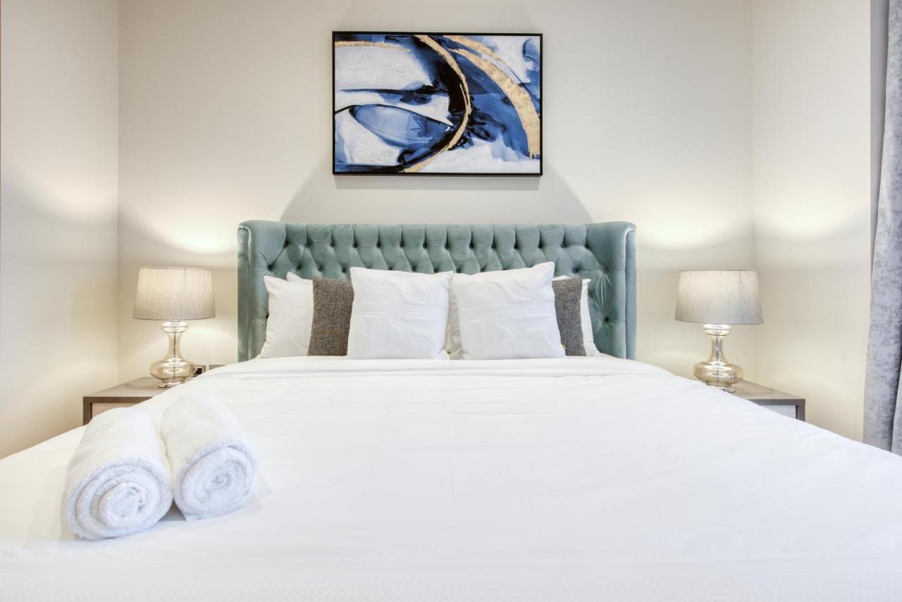 Rh- A Stylish Away From Home, Spacious 02 Bedroom Near Mall * Dubai