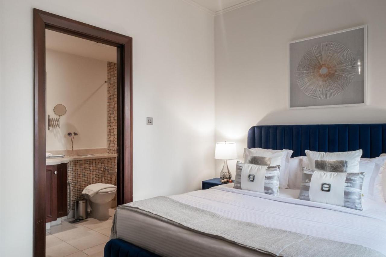 Apartamento Durrani Homes - Glam Living Besides Mall- 2br With Study Third Converted *