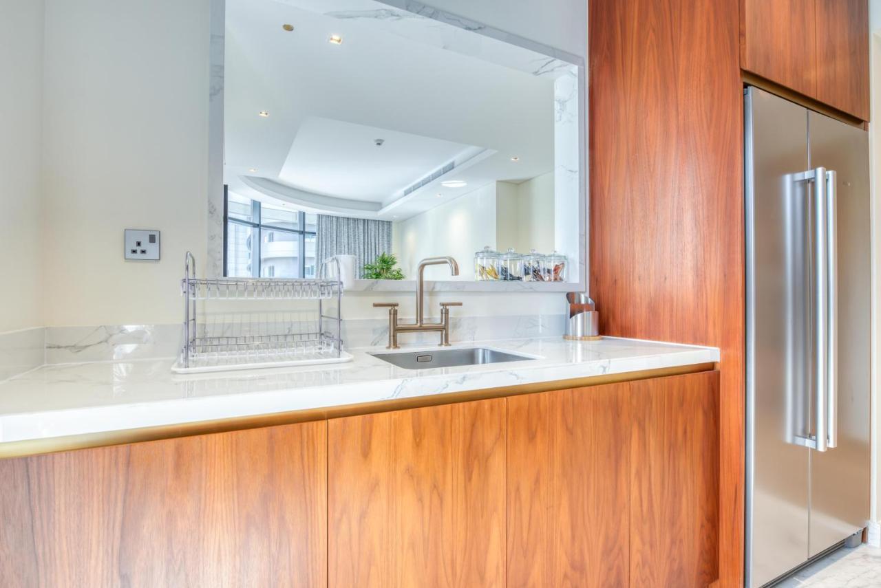 Apartamento Rh- Downtown Oasis, Spacious 01 Bedroom In Downtown Near Mall