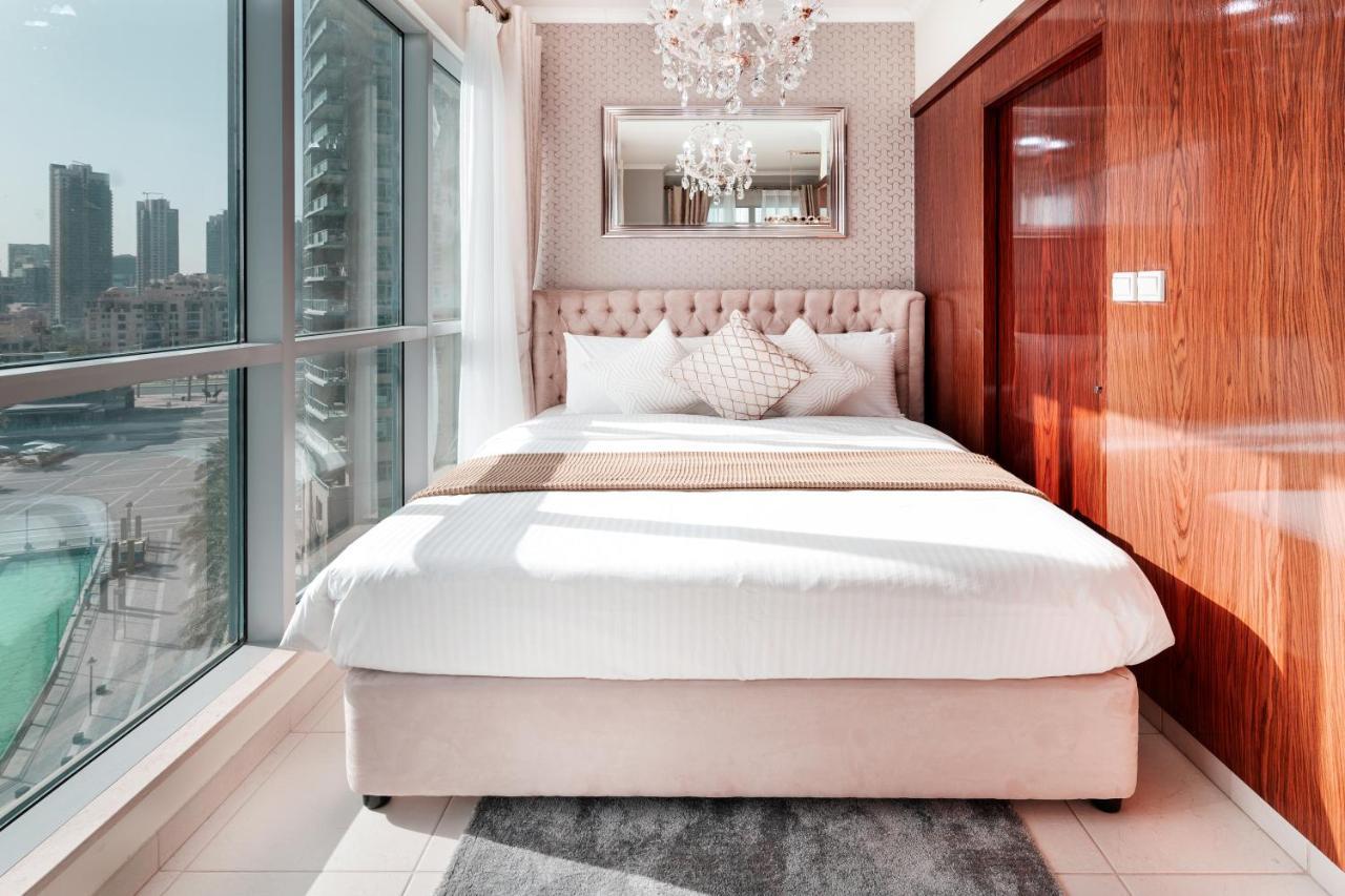 Elite Royal - Full Burj Khalifa & Fountain View - Brilliant - 2 Bedrooms & 1 Open Bedroom Without Partition *