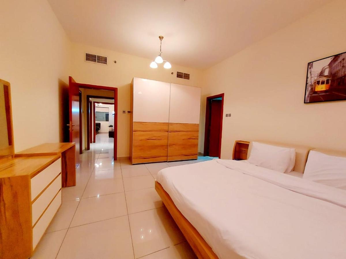 Private In 3 Bedroom Skynest Homes Marina Pinnacle Dubai