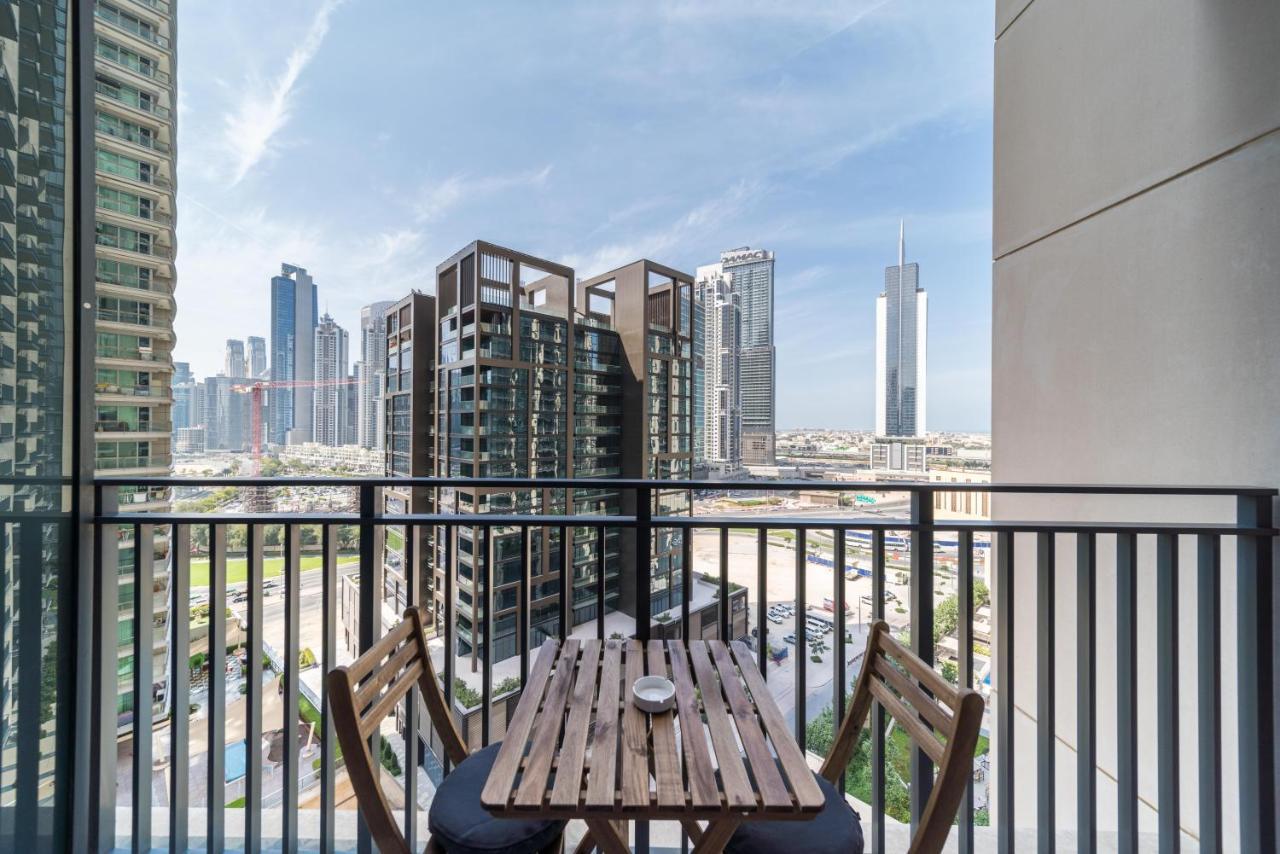 Lux Boulevard Dowtown Views Apartment *