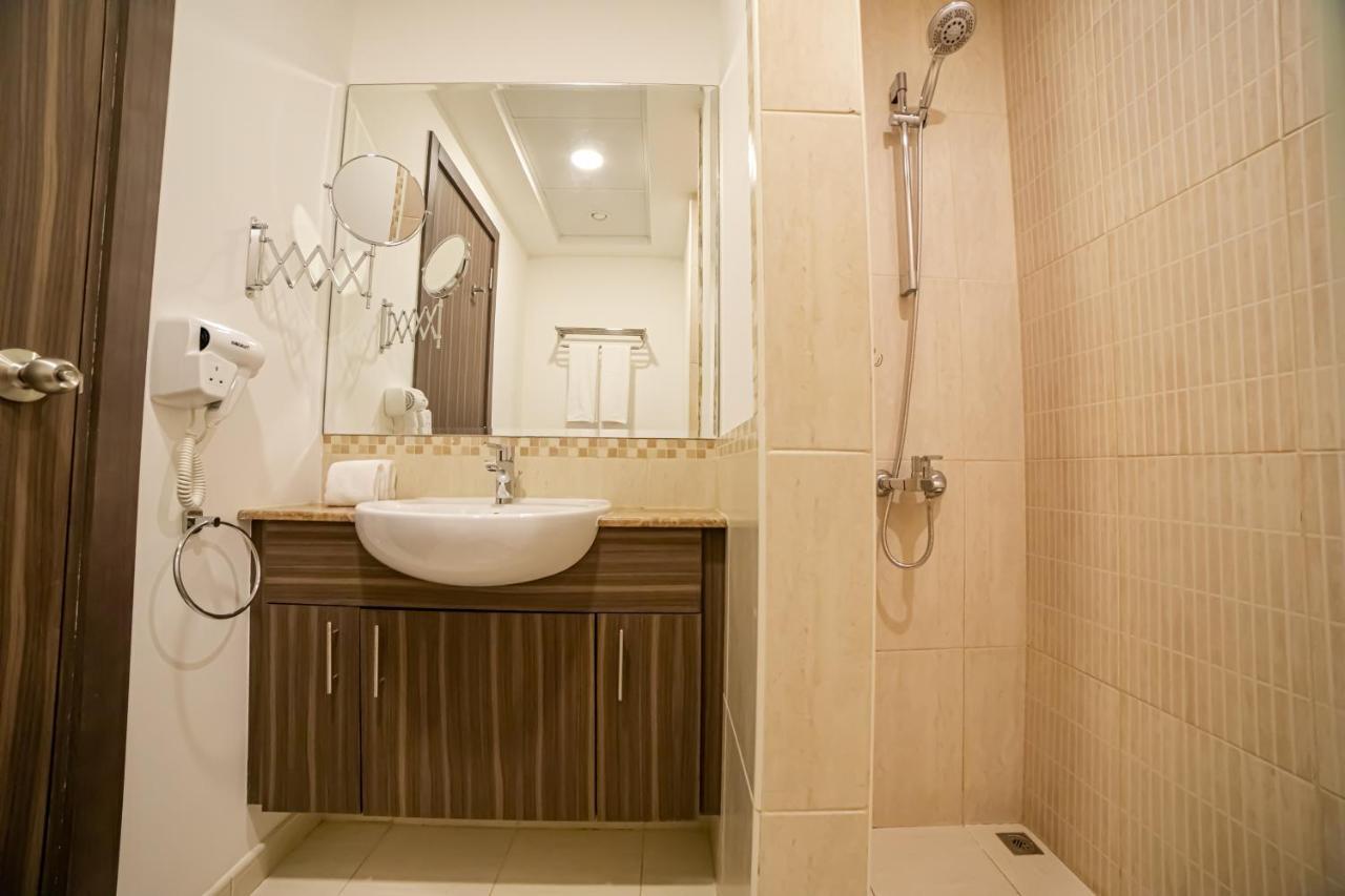 Fantastay Windsor Residence Luxury Studio W Balcony, Pool, Gym, Wifi, Sauna