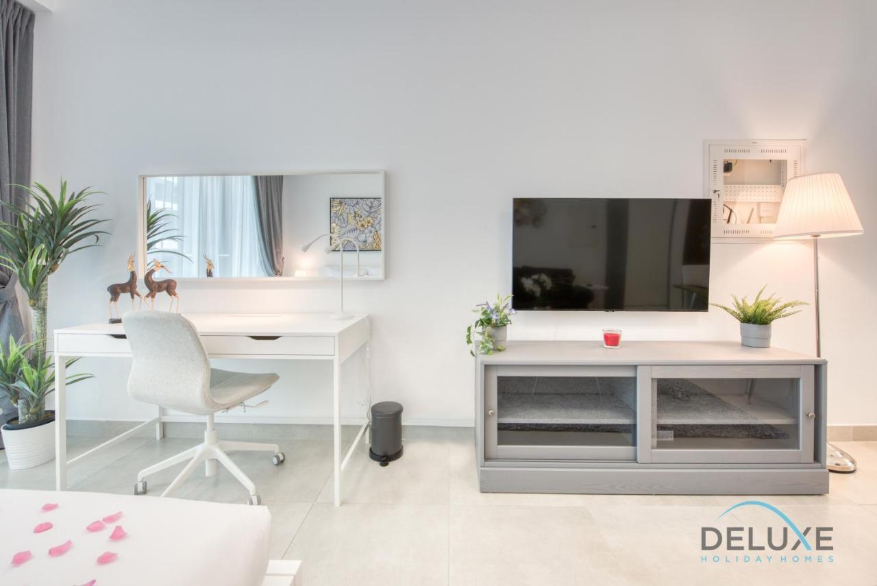 Urban Studio In Pantheon Elysee Jvc By Deluxe