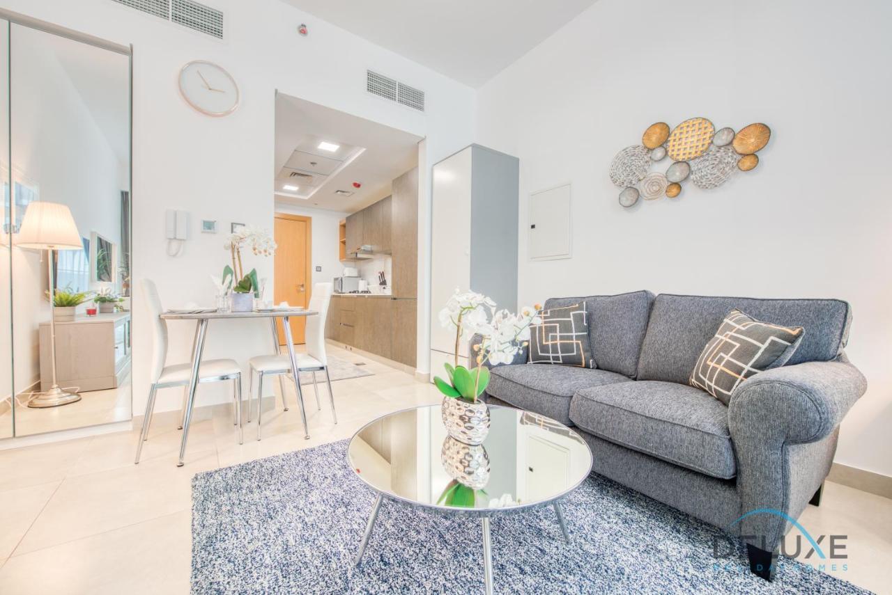Urban Studio In Pantheon Elysee Jvc By Deluxe Apartment