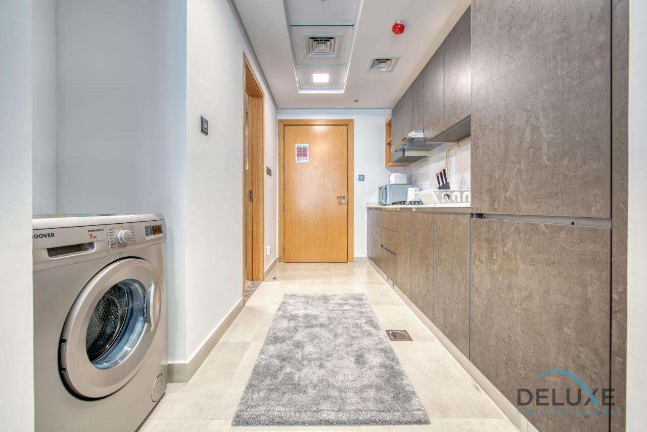 Urban Studio In Pantheon Elysee Jvc By Deluxe Apartment