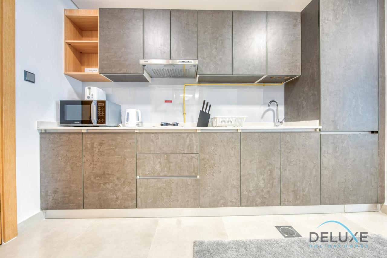 Urban Studio In Pantheon Elysee Jvc By Deluxe Apartment