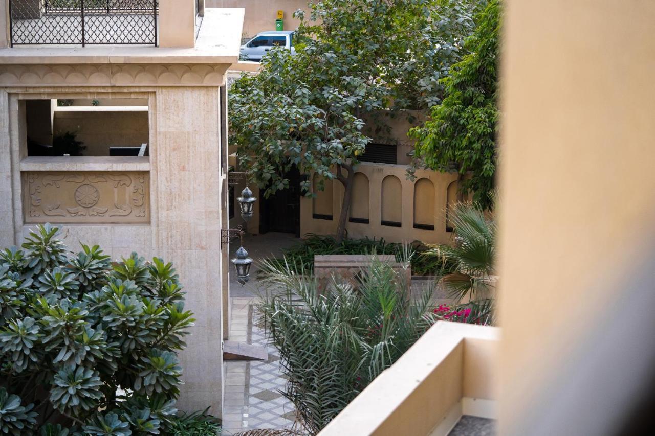 Durrani Homes - Old Town Lux 1 Bed Besides Mall * Dubai