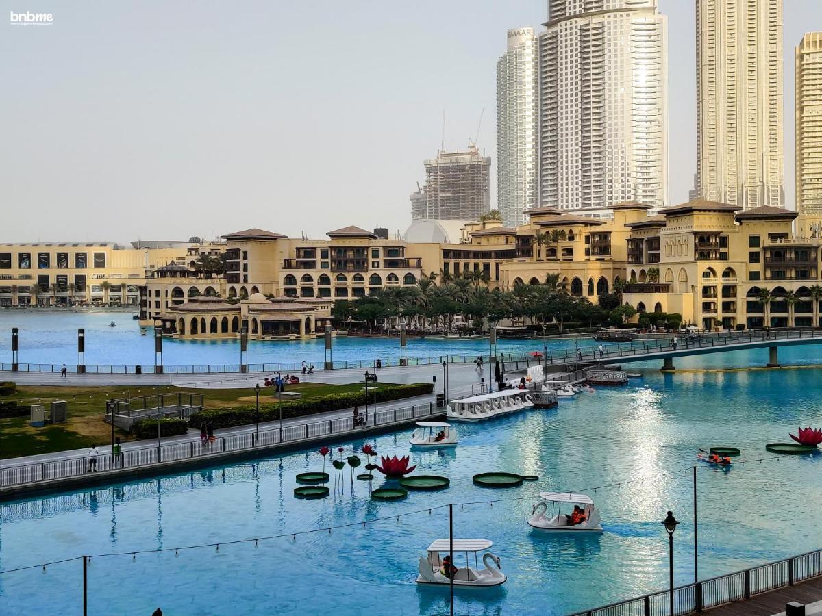 Fountains - Burj Khalifa - Luxury Interiors - 1304 Apartment Dubai