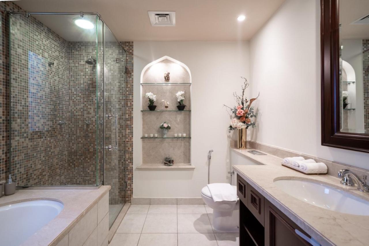 Apartamento Durrani Homes - Glam Living Besides Mall- 2br With Study Third Converted *