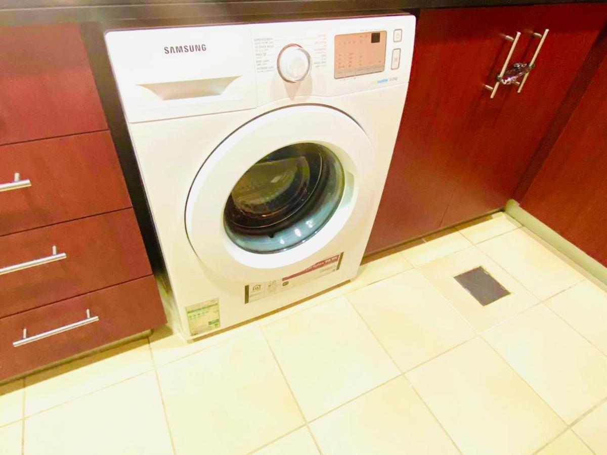Luxury Casa - Royal Sea View Jbr 2br Apartment Dubai