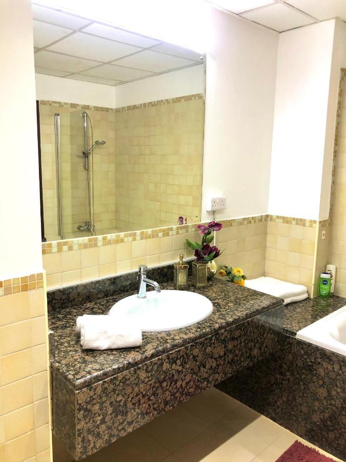 Luxury Casa - Royal Sea View Jbr 2br Dubai