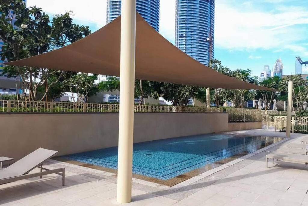First Class 3br With Full Burj Khalifa And Fountain View Dubai