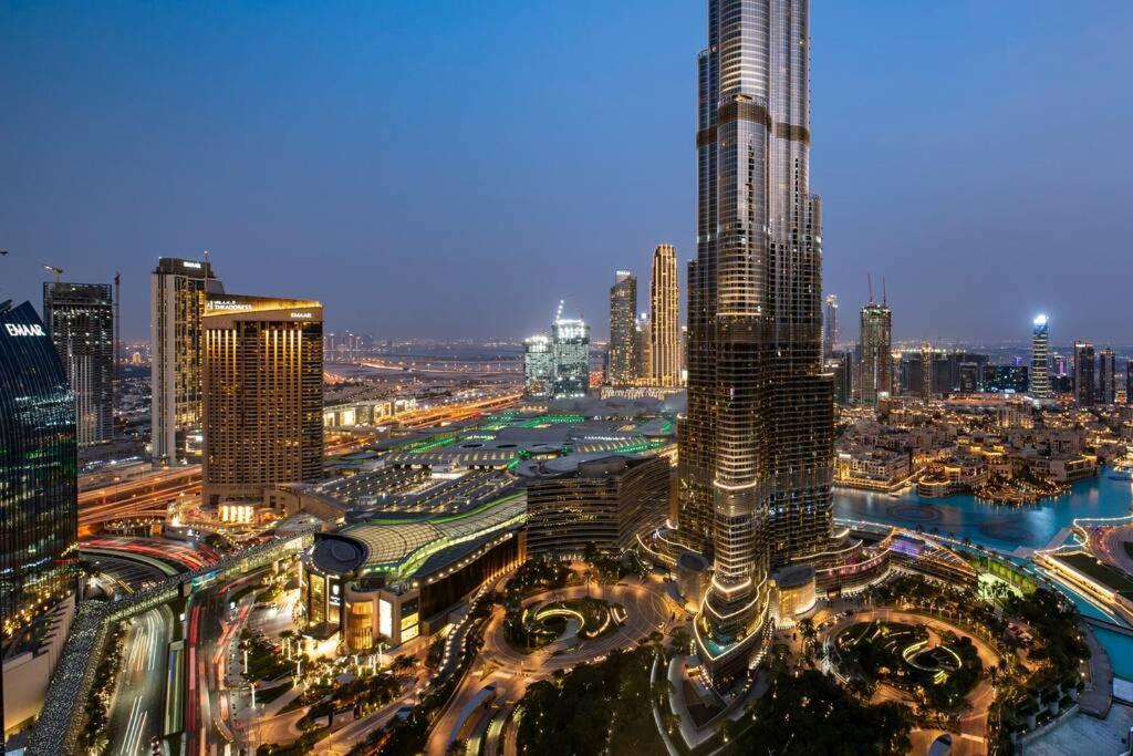 First Class 3br With Full Burj Khalifa And Fountain View Dubai