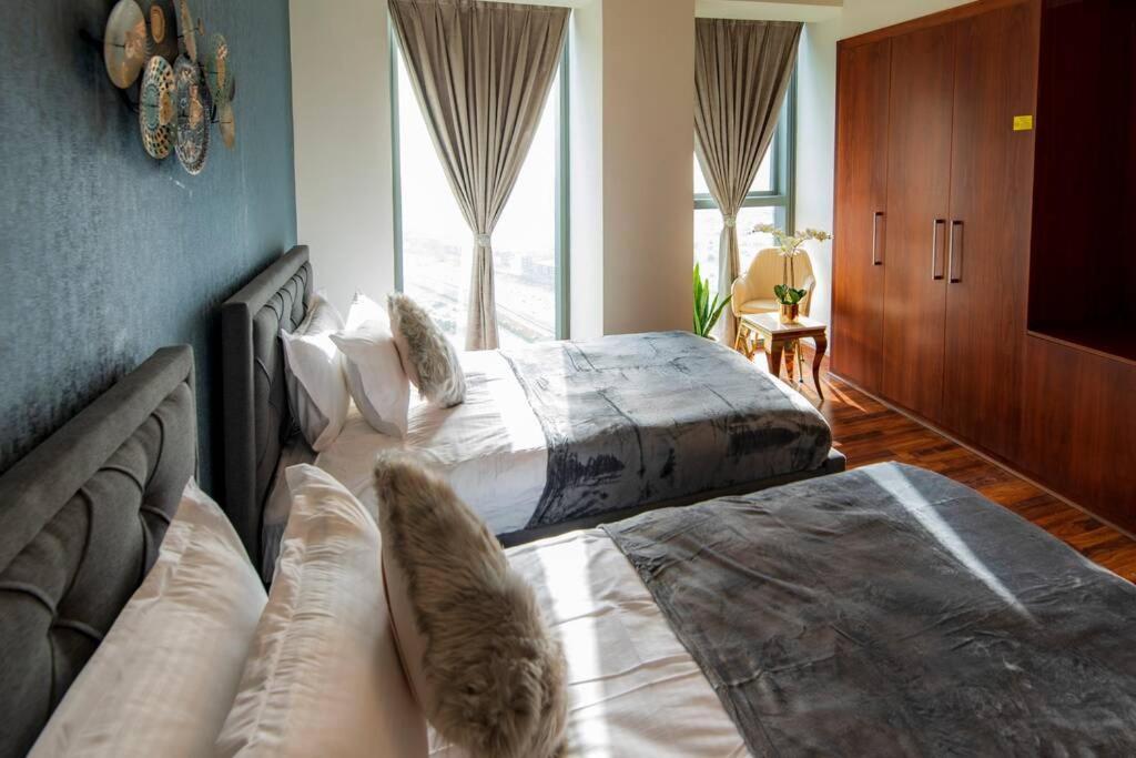 First Class 3br With Full Burj Khalifa And Fountain View Apartment Dubai