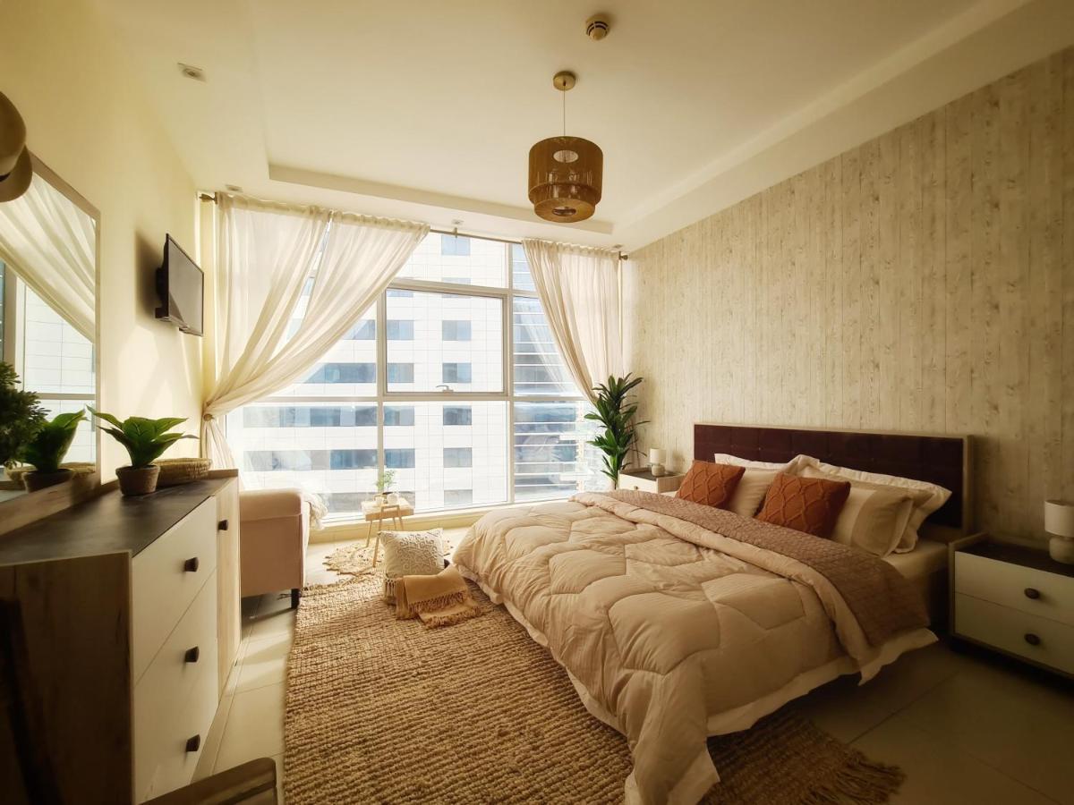 Green Sky Holiday With Shared Kitchen And Lounge *