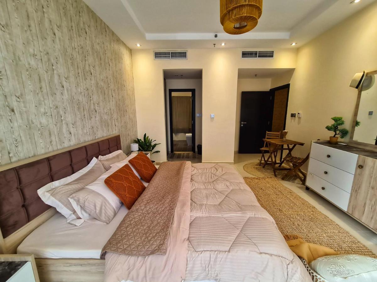 Green Sky Holiday With Shared Kitchen And Lounge *