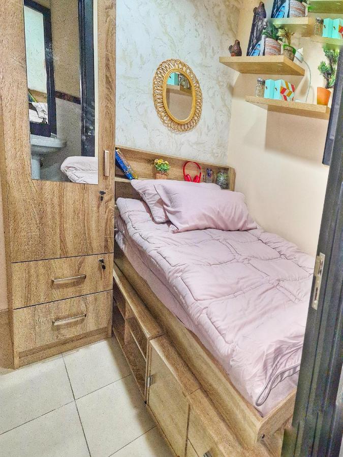 Green Sky Holiday With Shared Kitchen And Lounge * Dubai