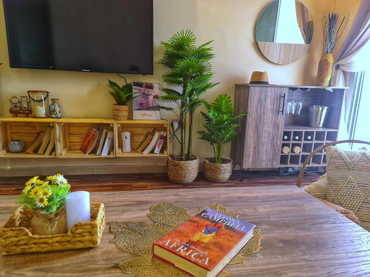 Hospedagem domiciliar Green Sky Holiday With Shared Kitchen And Lounge Dubai
