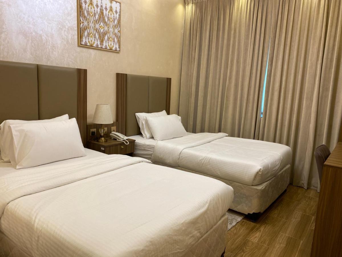 Panorama Deira 2*