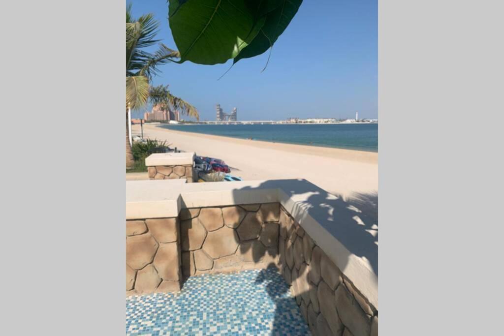 Balqis Residense Palm Jumeirah,pool, Beach, Floor, Full Sea View, Restaurants Daire *