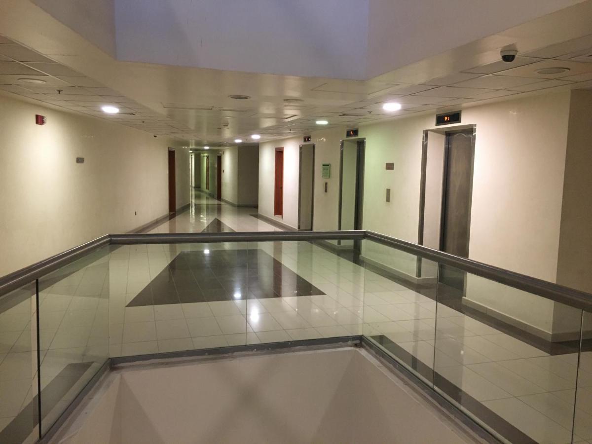 Octavius Home, Large 2 Bedroom Near Global Village & Outlet Mall *