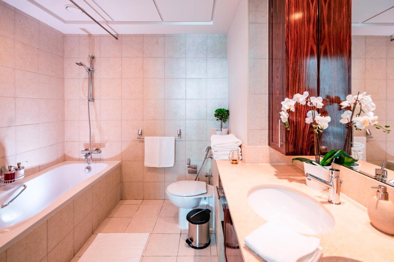 Elite Royal - Full Burj Khalifa & Fountain View - Brilliant - 2 Bedrooms & 1 Open Bedroom Without Partition * Dubai