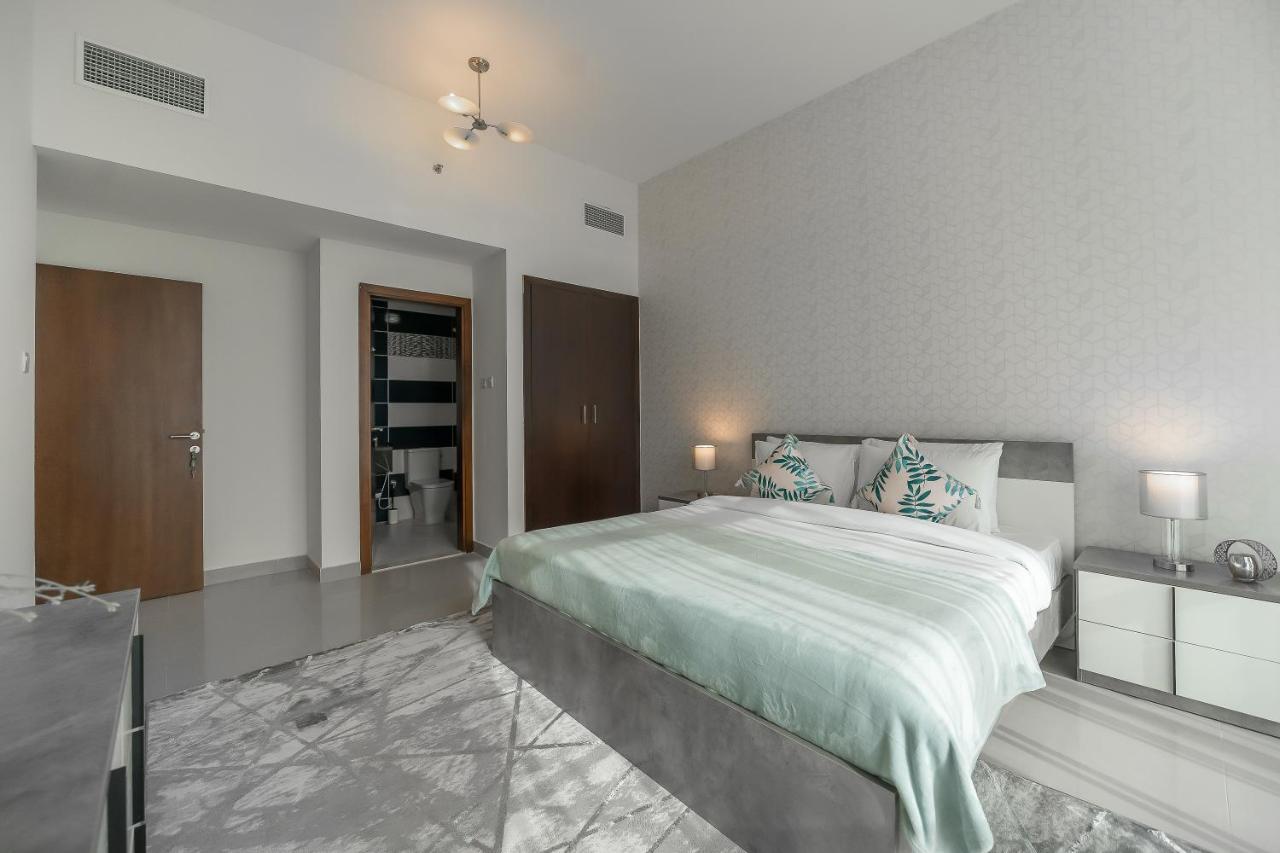 Higuests - Oudah Tower Apartment Dubai