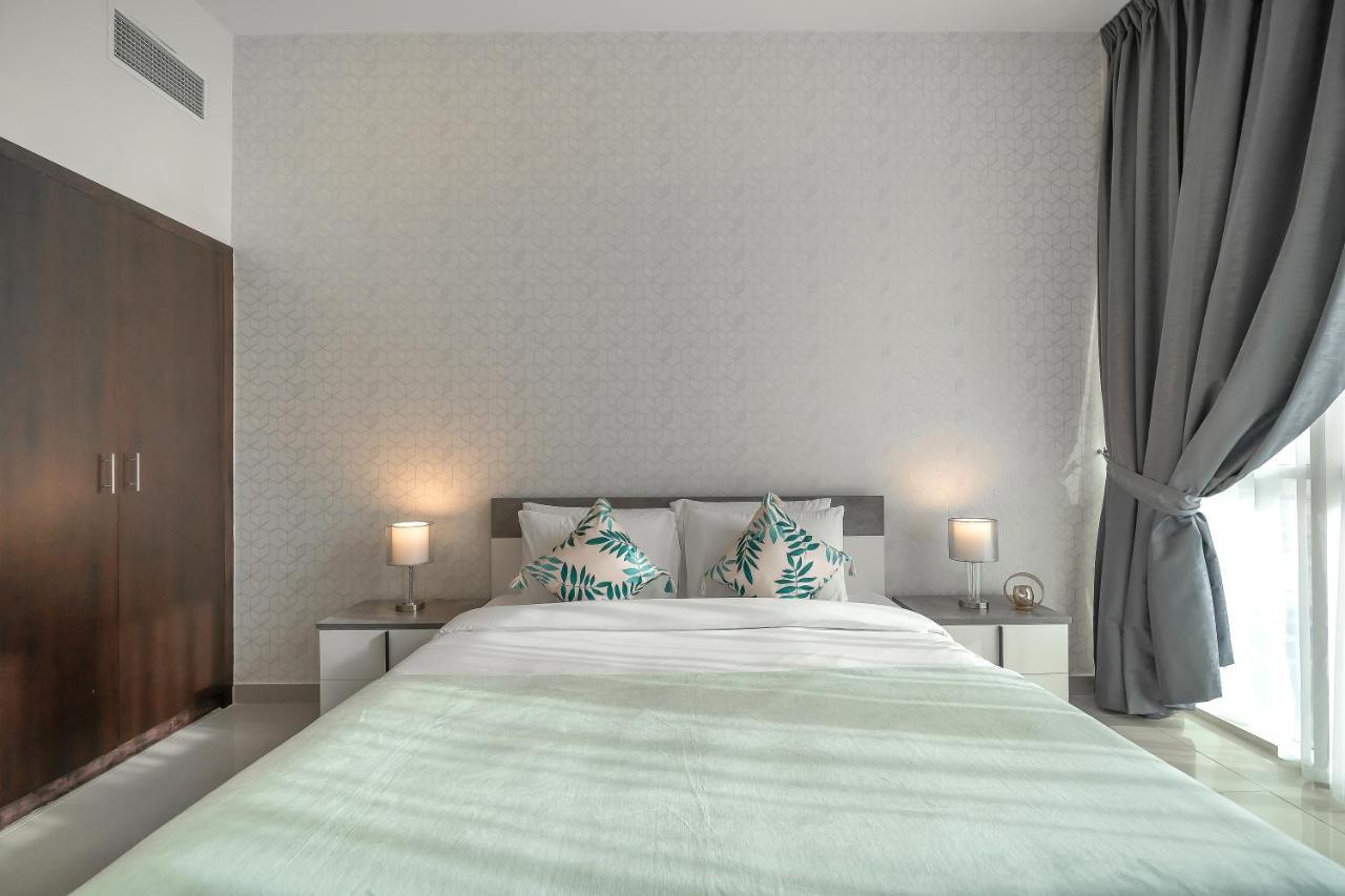 Higuests - Oudah Tower Apartment Dubai