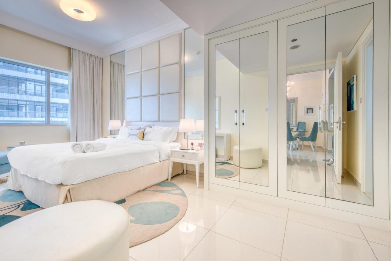 Apartment Superb Downtown Dubai, Amazing Location! *