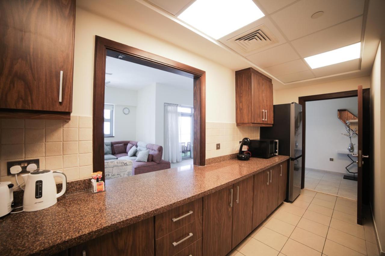Scenic 2 Bedroom - Downtown Business Bay *