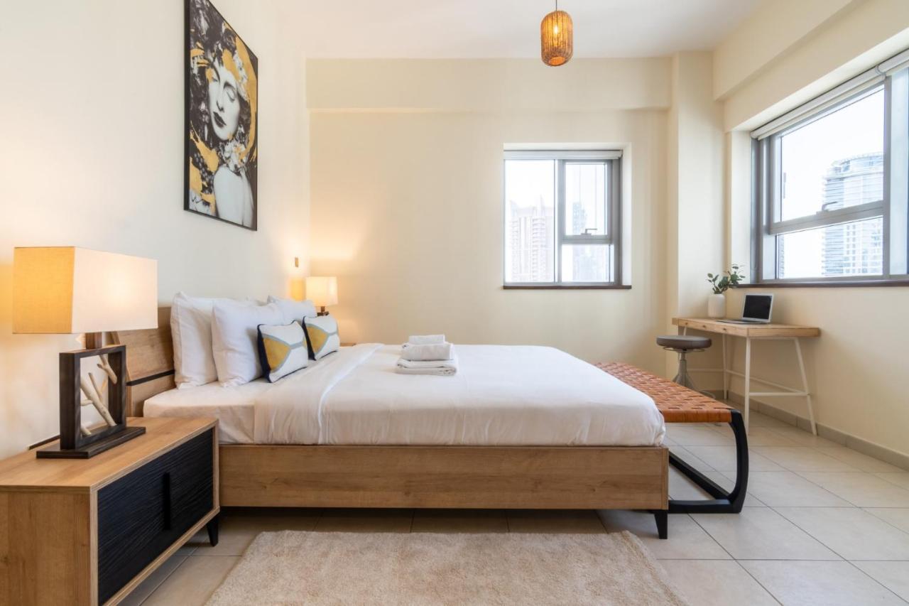 Scenic 2 Bedroom - Downtown Business Bay