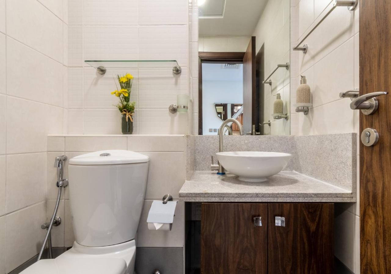 Apartment Scenic 2 Bedroom - Downtown Business Bay