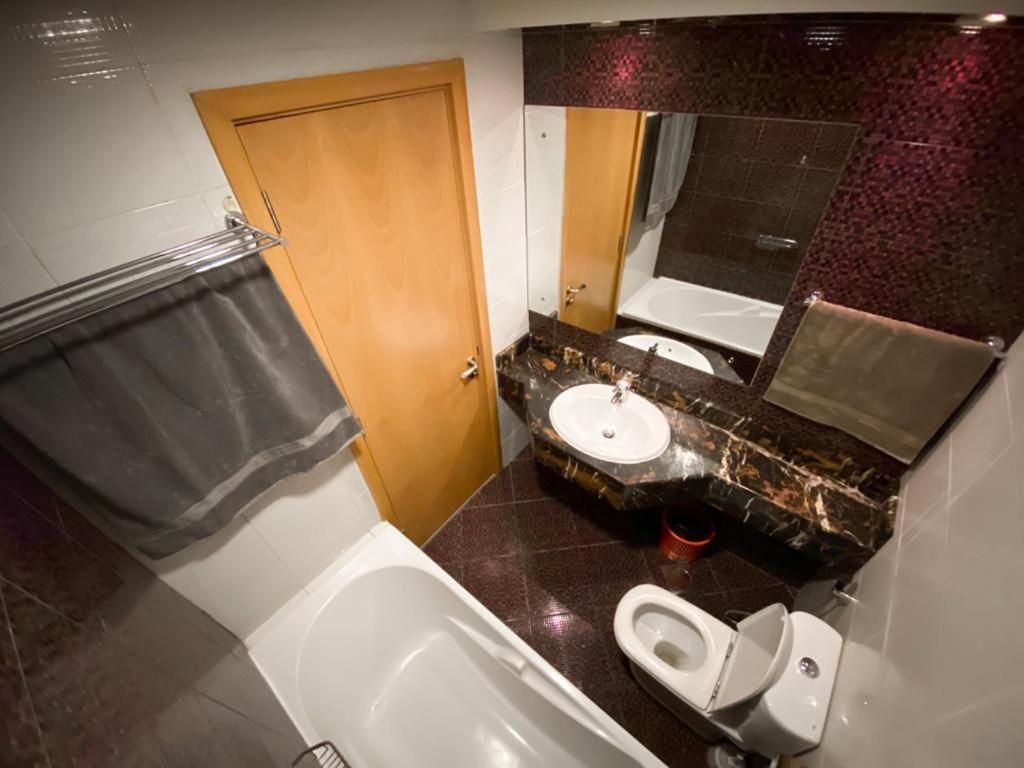 Zumurud Tower Apartment Dubai