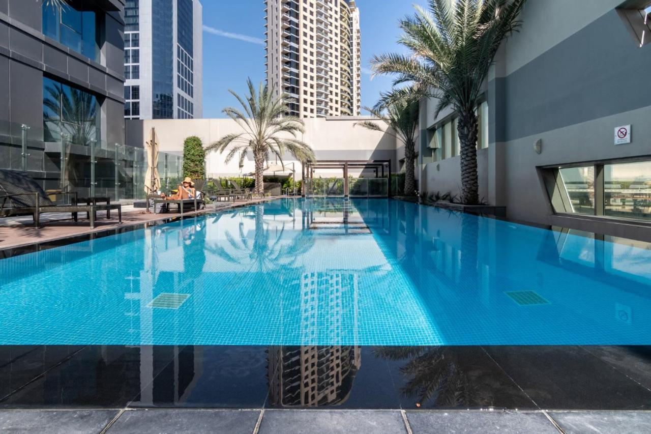 The Smart Concierge - The Vogue * Dubai