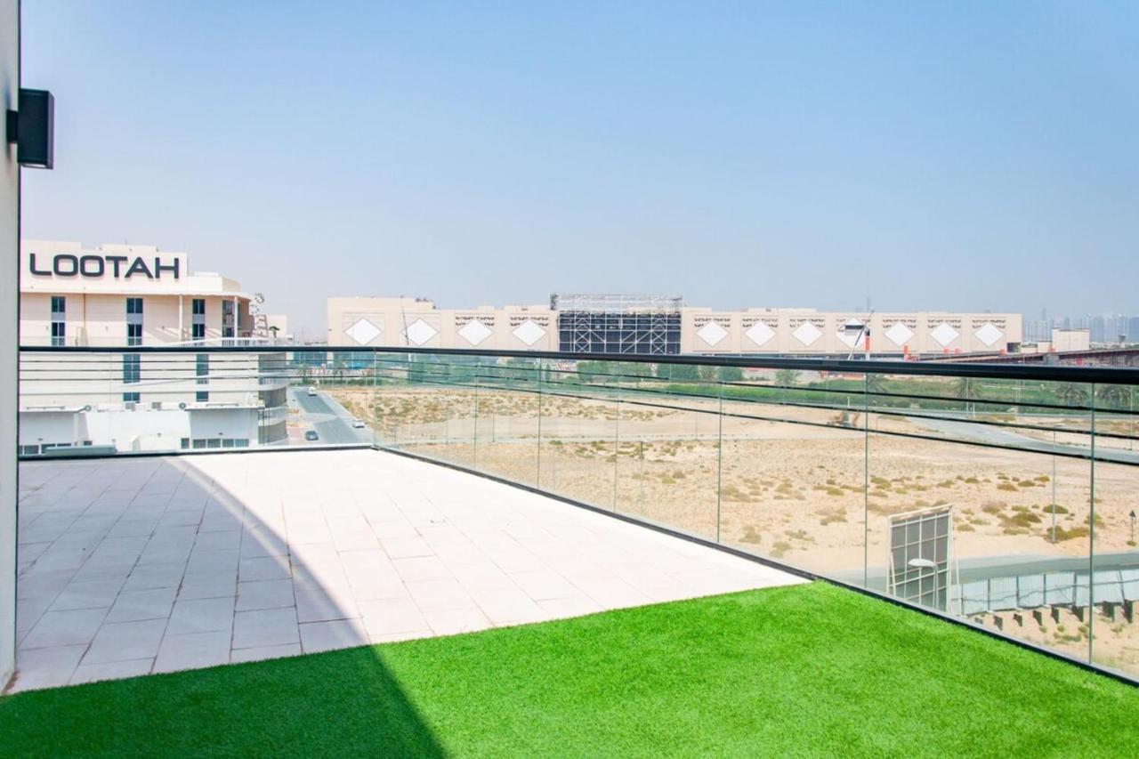 Sophisticated 2 Bedroom With Lush Interiors In Jvc *