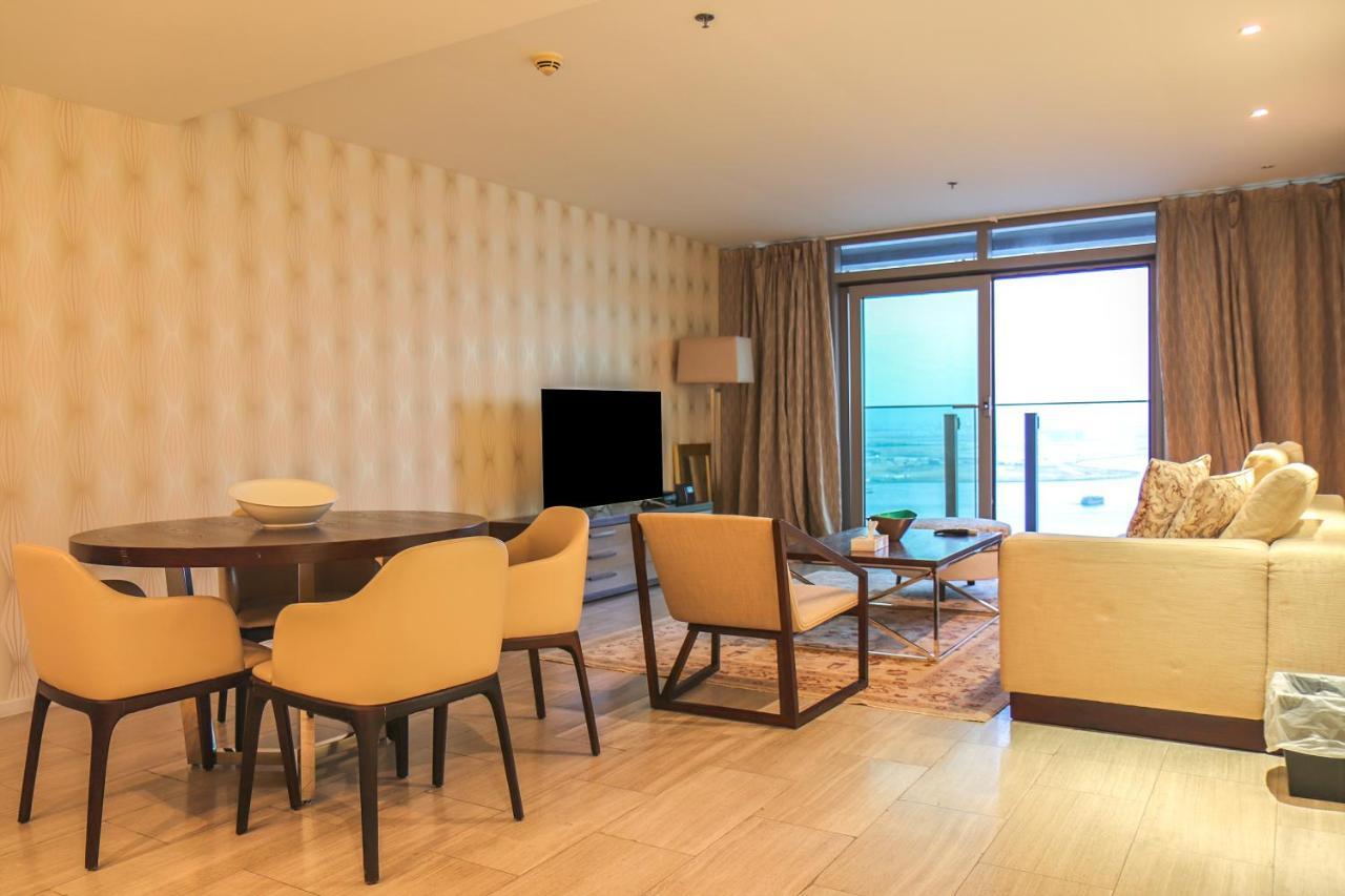 Shh - D1 Tower Apartments