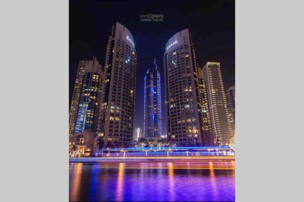 Amaizing 2 Bed . Park Island Marina Apartment