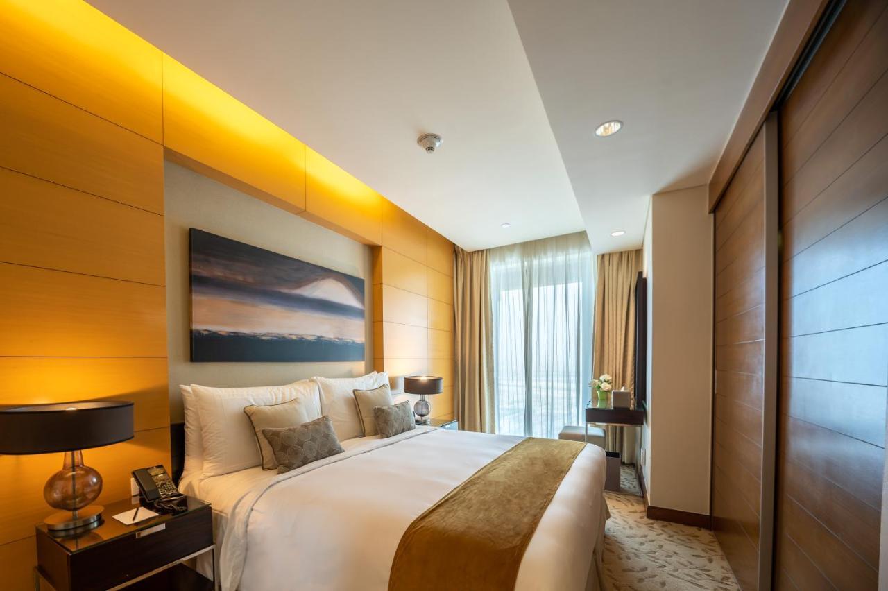 Emaar Residences Fashion Avenue Formerly Address Mall By The S Homes