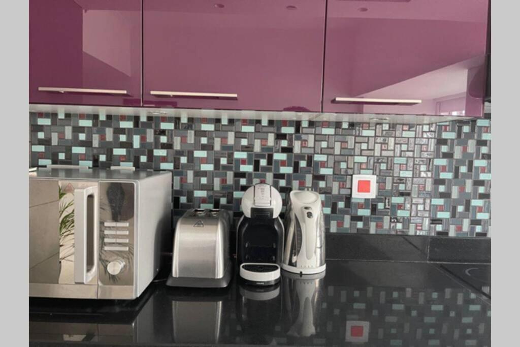 Cayan Tower Luxury With Sea View * Dubai
