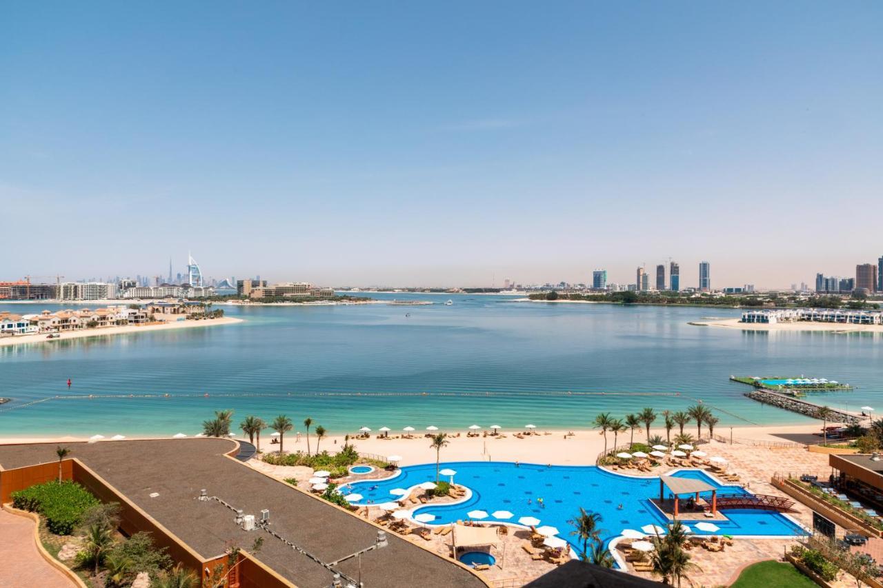 Maison Privee - Spacious Apt On Palm Jumeirah W Sea Views And Premium Facilities Access Apartment Dubai