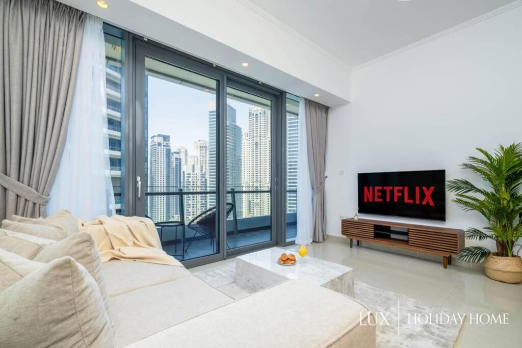 Apartment Lux - Spectacular Marina Waterfront 2 Dubai