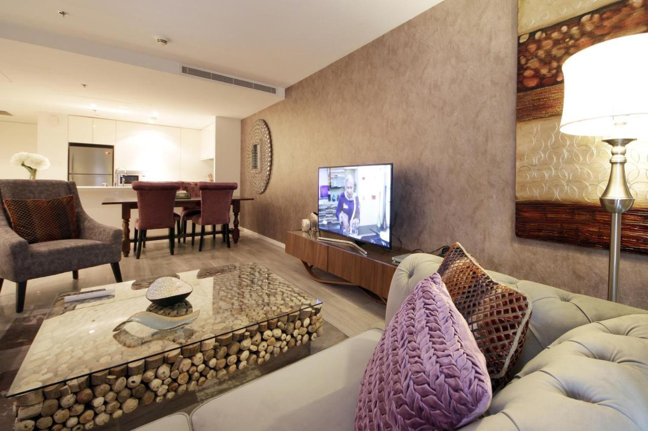Shh - D1 Tower Apartments * Dubai
