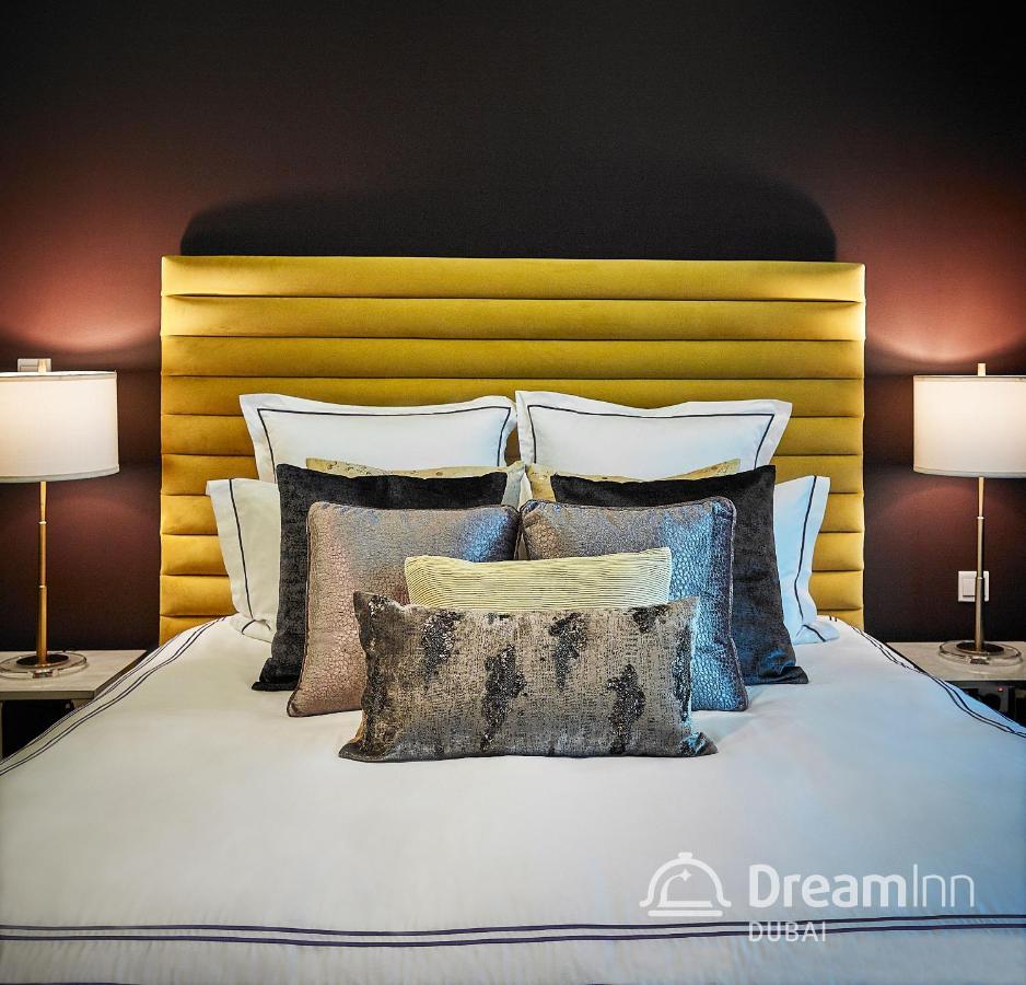Dream - 48 Burj Gate Downtown Homes Apartment *